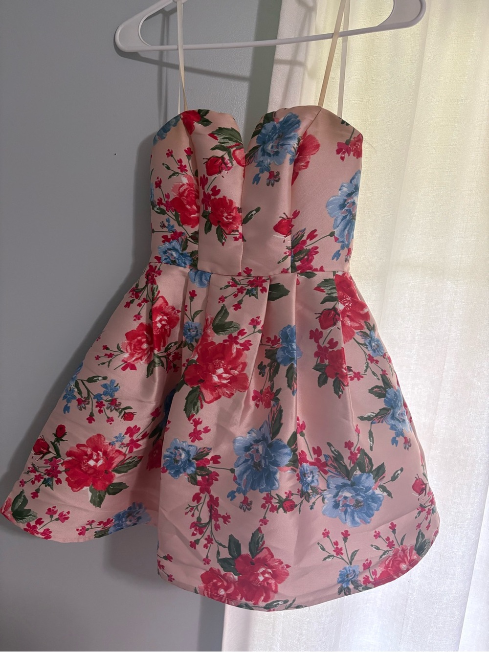 Windsor Pink Floral Strapless Sweetheart Dress